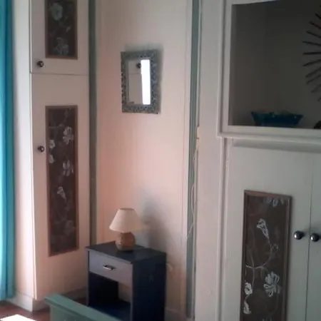 Chambres D'hotes Les Pres Verts 招待所 Civrac-en-Médoc